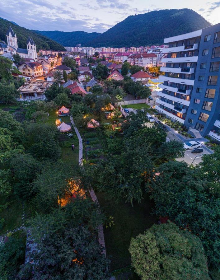 Dragonfly Gardens - The Wagons Hotel Brasov Luaran gambar